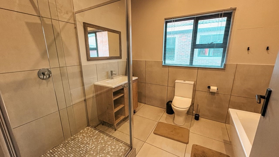 3 Bedroom Property for Sale in Kleinkrantz Western Cape
